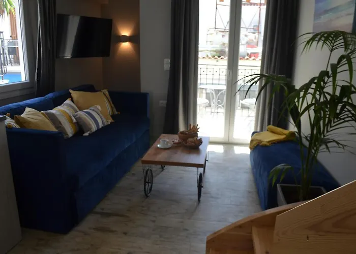 Aparthotel Kastro Luxury And Mezonette 3*