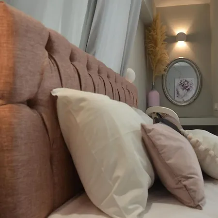 Апарт-отель Kastro Luxury And Mezonette