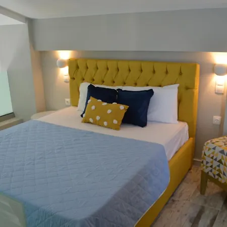 Kastro Luxury And Mezonette 3* Skiathos by