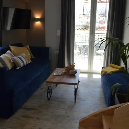 Aparthotel Kastro Luxury And Mezonette 3*