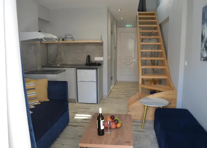 Kastro Luxury And Mezonette 3*